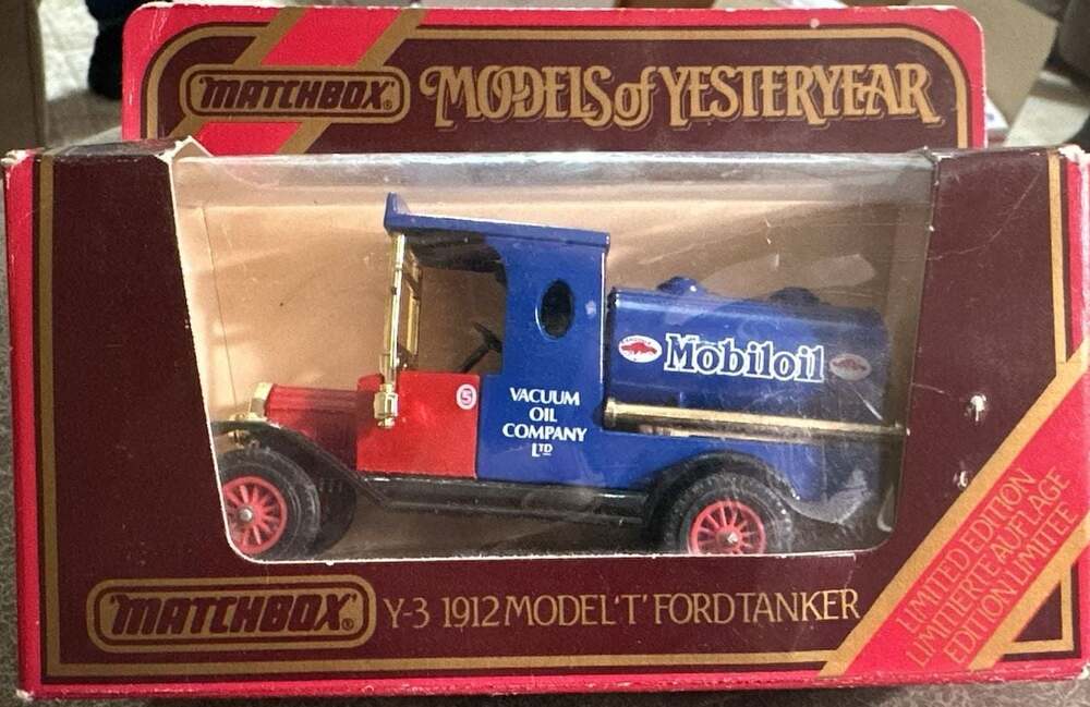 Matchbox Models of Yesteryear Y-3 1912 Model T Ford Tanker Mobiloil
